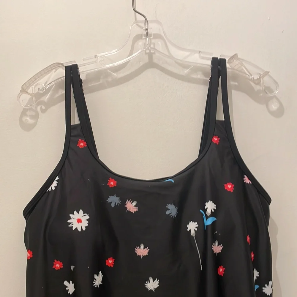 - New Woman’s swim tank black and floral size L adjustable